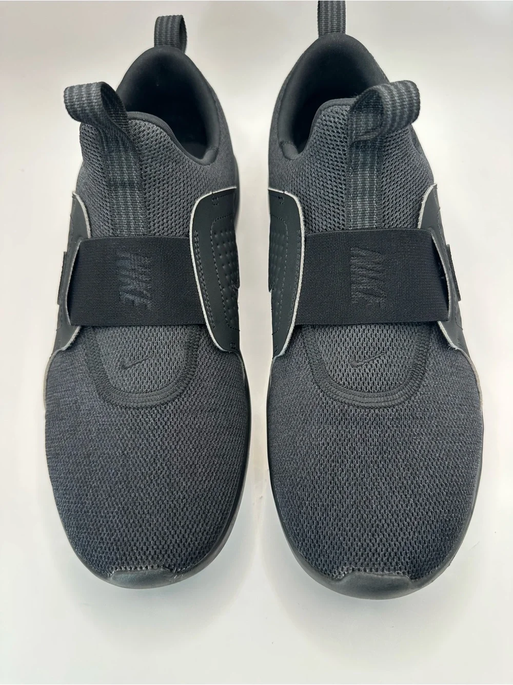 Nike slip sneakers